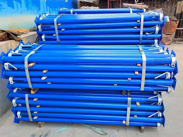 How to Choose Between Solid and Hollow Steel Supports